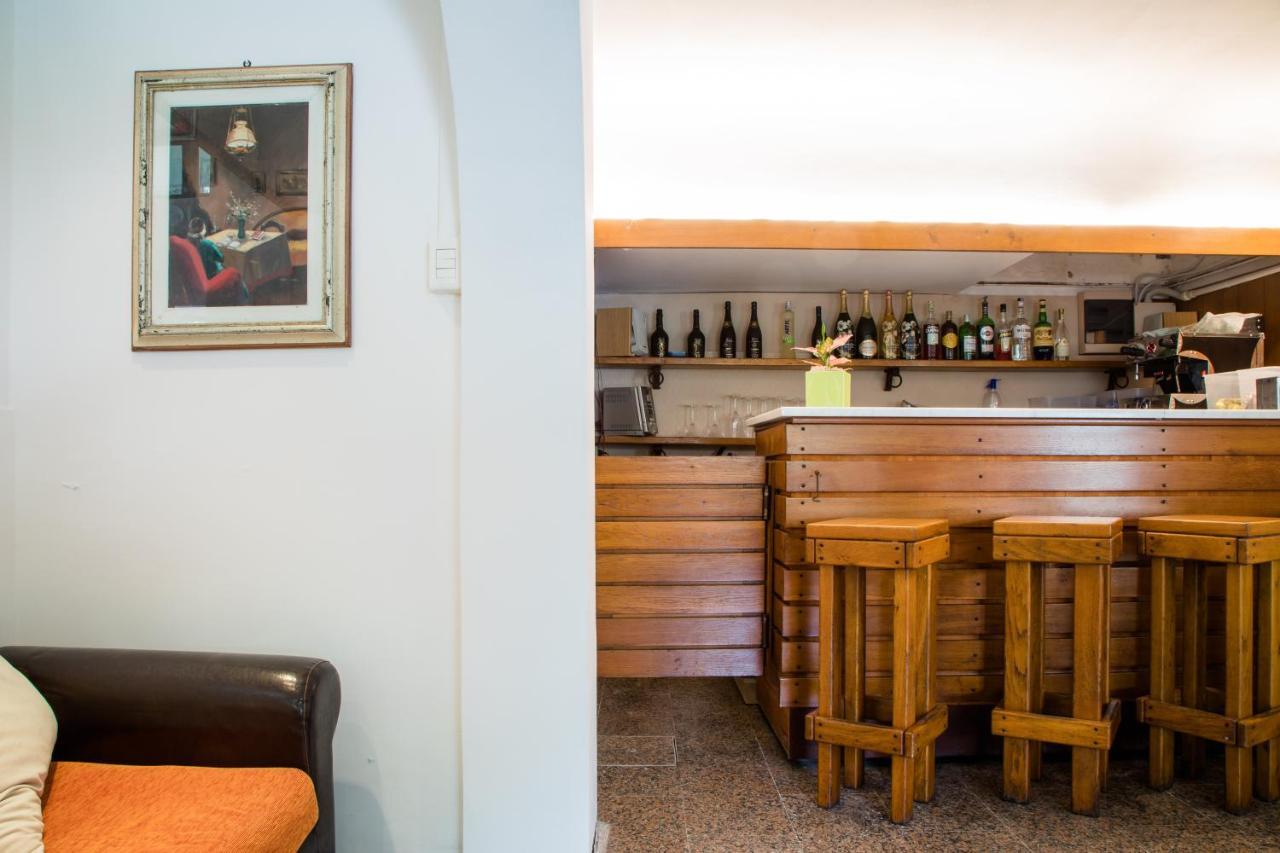 Hotel La Tavernetta Dei Ronchi Marina di Massa Extérieur photo
