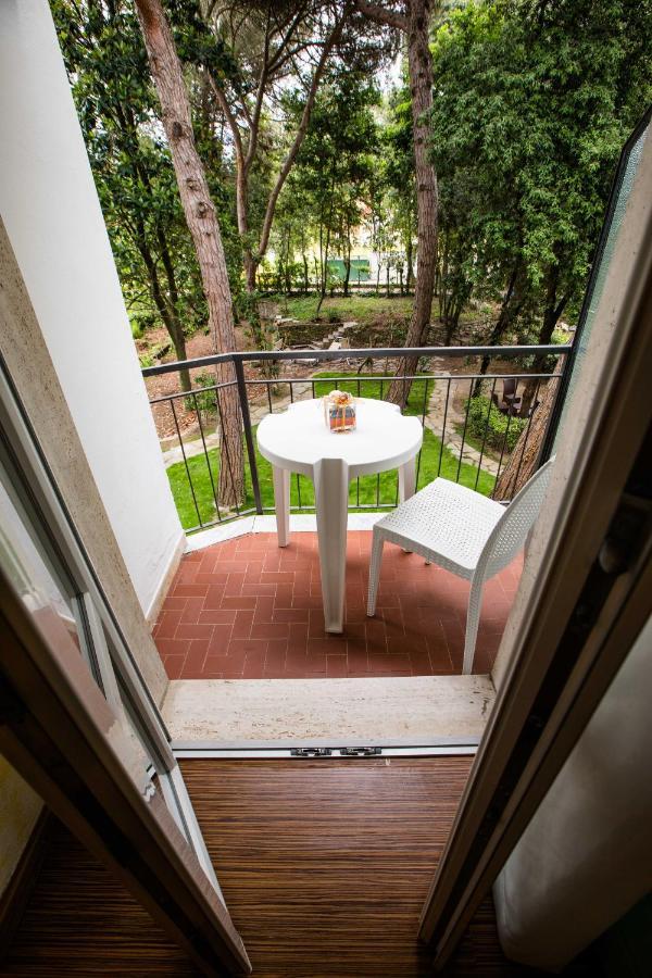 Hotel La Tavernetta Dei Ronchi Marina di Massa Extérieur photo