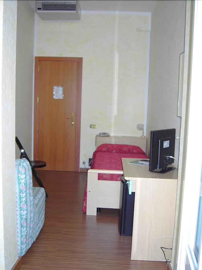Hotel La Tavernetta Dei Ronchi Marina di Massa Extérieur photo